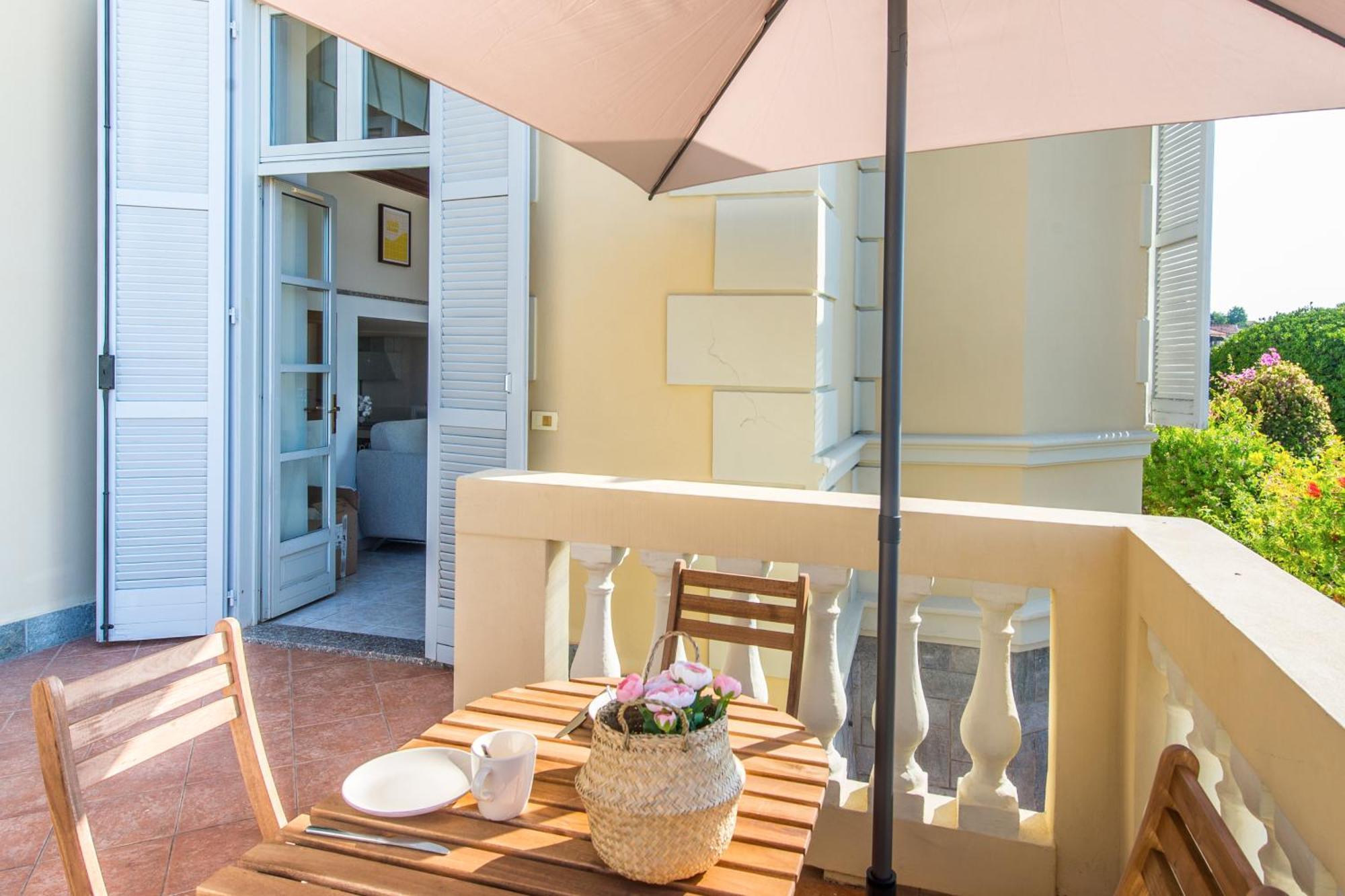 Oliviers -Agreable 2 Pieces Dans Maison Bourgeoise 芒通 外观 照片